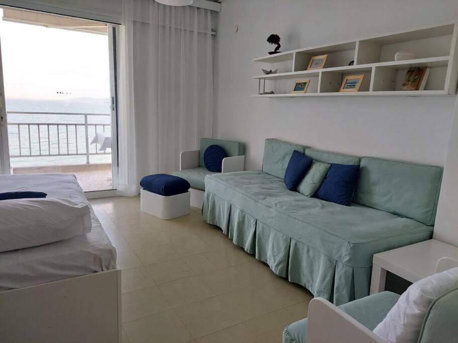 Endless Blue, In The Wave Apartment Peraia  Bagian luar foto
